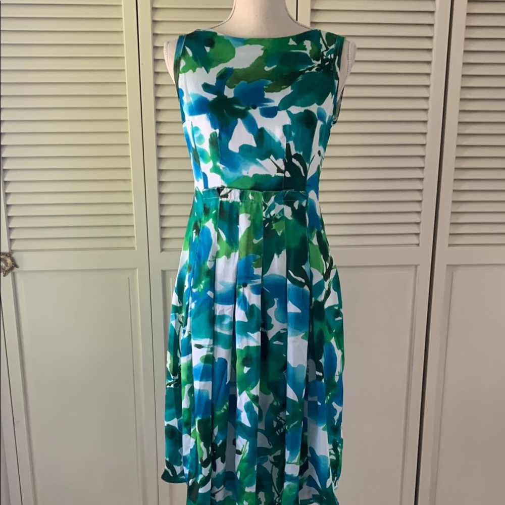 Jones New York Blue and Green Pleated Midi Sundress With Pockets